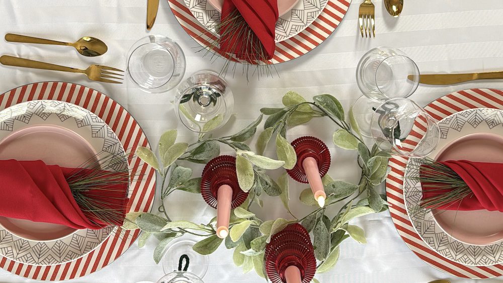 How to make a  Christmas Table look special